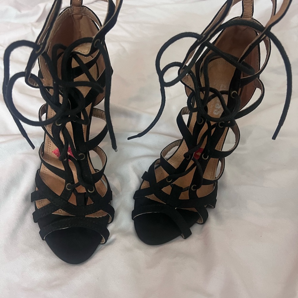 Black Strappy High Heels with Intricate Design